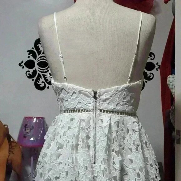 Lace Long dresslike new - Picture 5 of 9